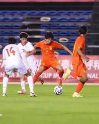 中国U16男足坐二望一，将与韩国队争冠