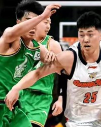 爱游戏体育登录入口-CBA排名变天，张镇麟带队第一，辽篮惨败没戏，混子球队13败